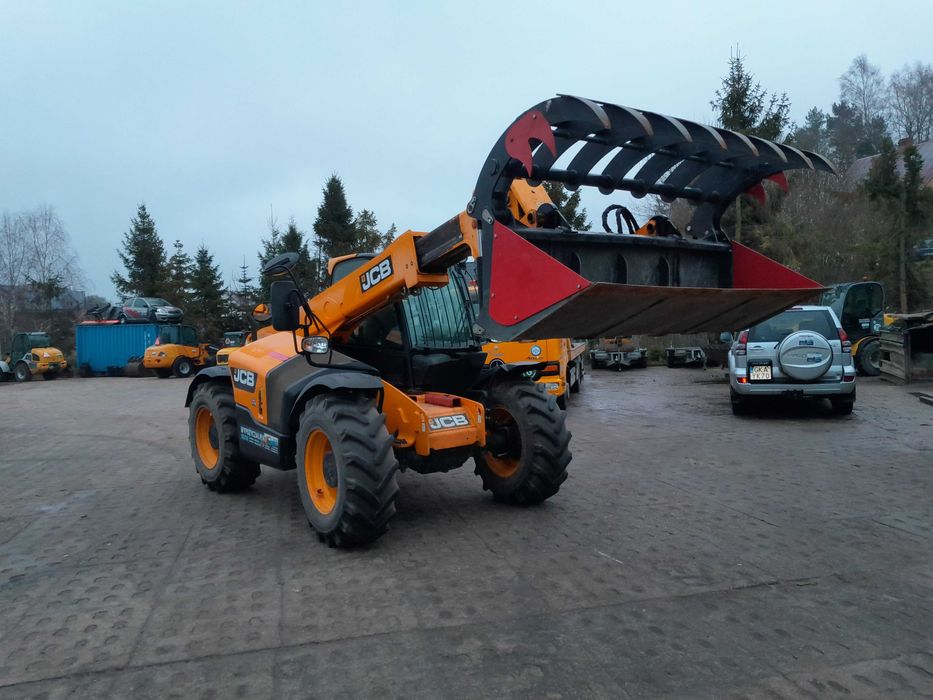 Wynajmę wynajem  wypożyczenie mini ładowarki ładowarkę JCB do obornika