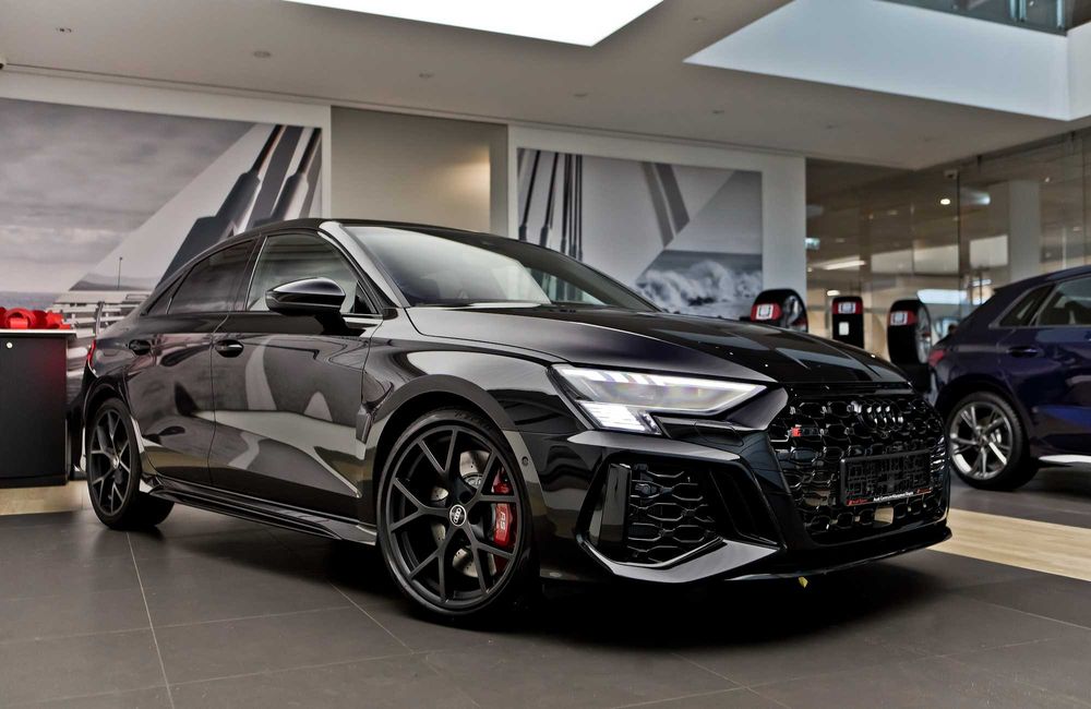 AUDI RS3 SEDAN  wynajem najem Porsche Mustang Corvette C8 BMW