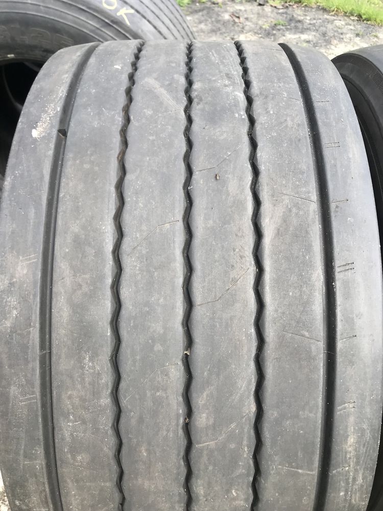 Шини Continental 445/45 R19.5