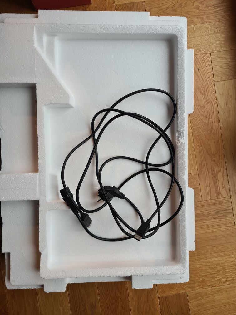 Monitor AOC 27 cali uszkodzony