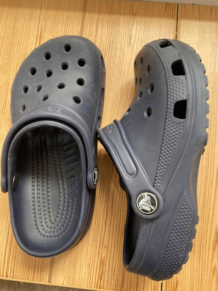 Продам Crocs ( розмір 30-31)