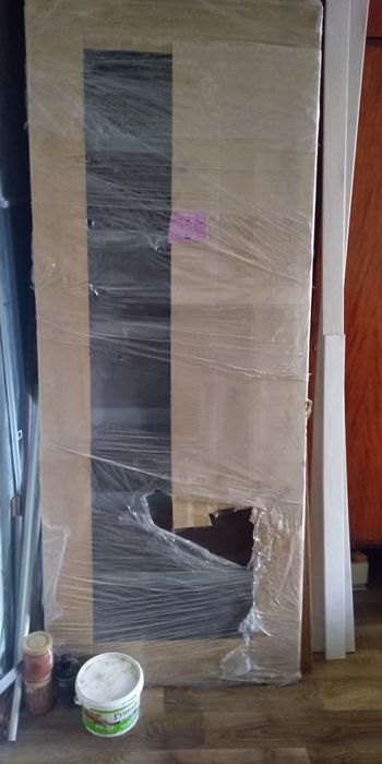 Межкомнатные двери,новые с коробом