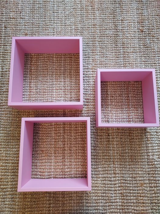 Różowe Półki, regały 3 szt