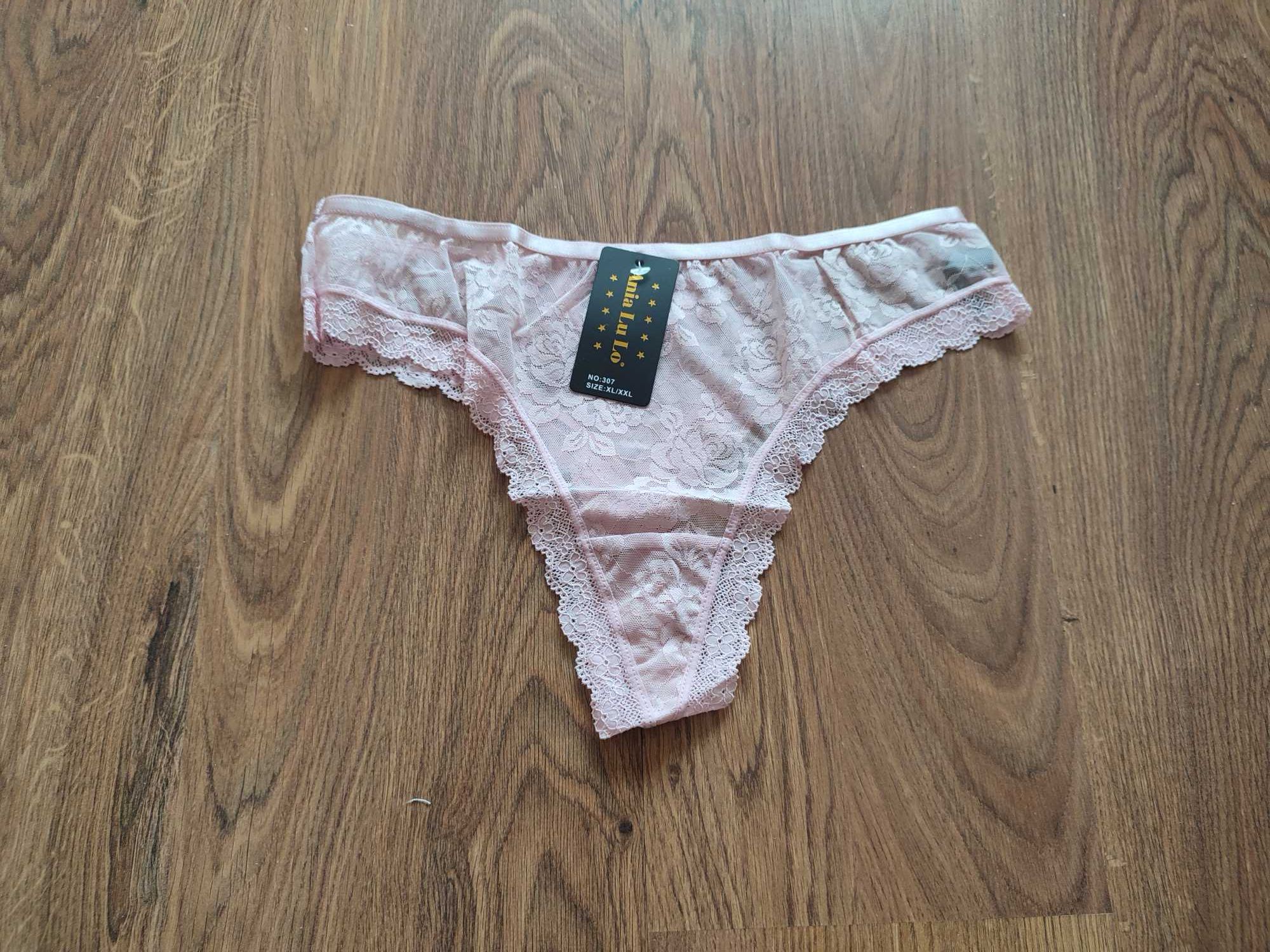 Nowe majtki stringi koronkowe rozmiar XL/XXL