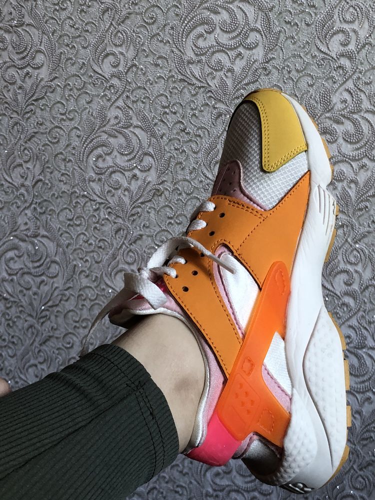 Кросівки Nike Air huarache 36 розмір