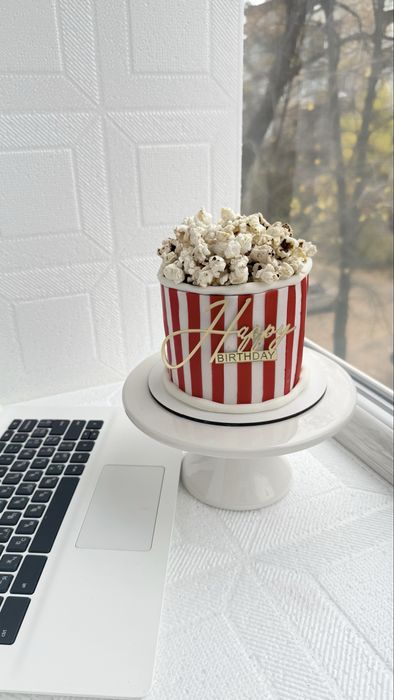 Торти , бенто на замовлення