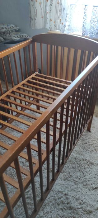 Łóżeczko drewniane 120x60+ materac