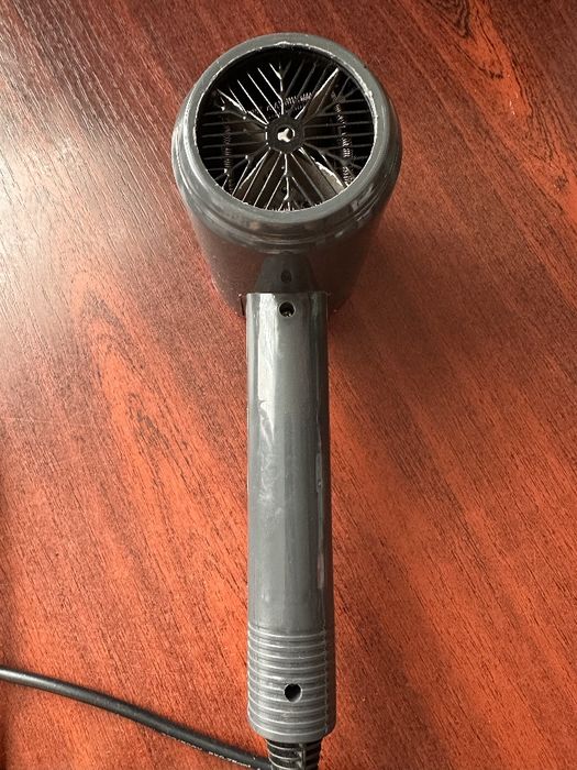 Фен для волос дайсон