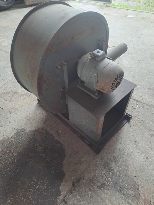 Продам вентилятор улитка 4000грн.