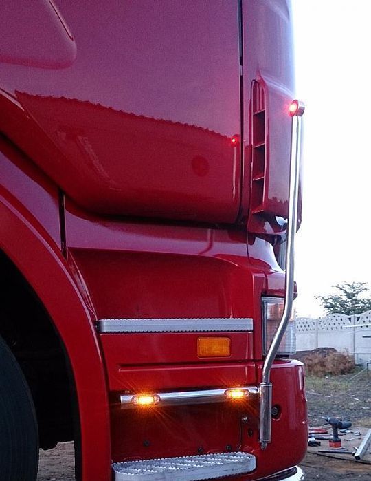 Obrysy pionowe  MP02