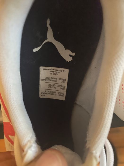 Chuteiras e sapatilhas