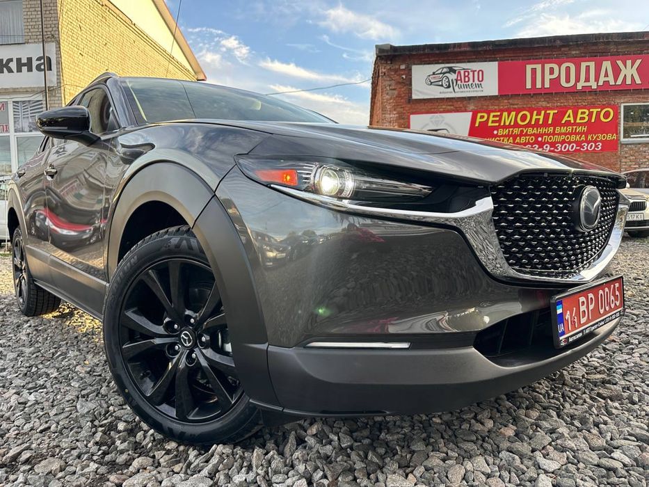 В продажі Mazda CX-30