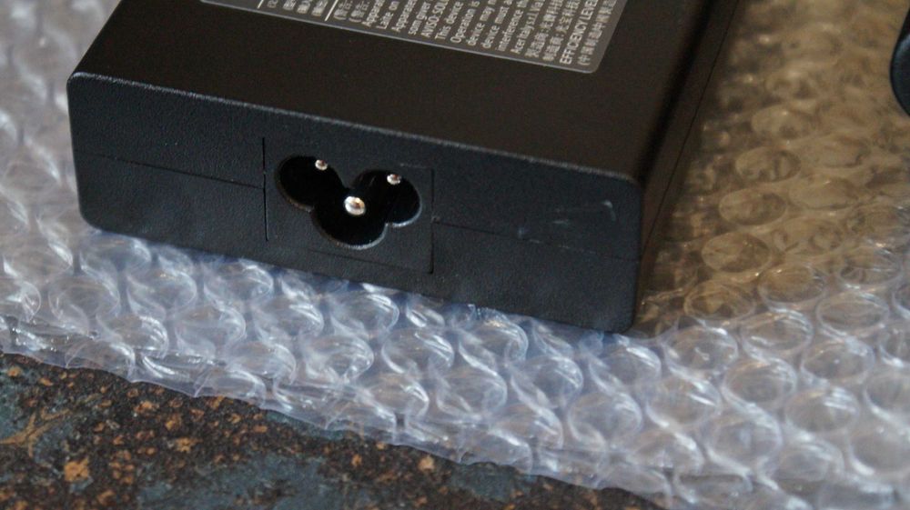 Блок Питания / Зарядка для Acer Aspire Nitro Predator 135W 19V 7.1A