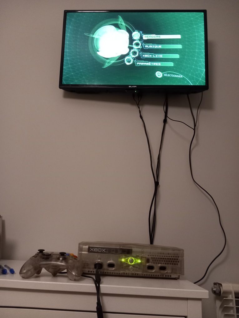 Xbox Clássica  crystal com comando