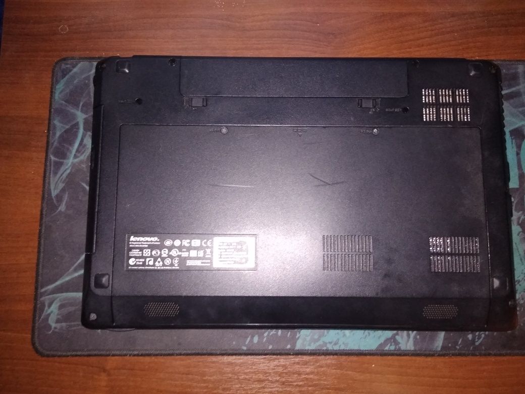 Lenovo g580, i3 2328m gt635m 2gb, 4гб Озу
