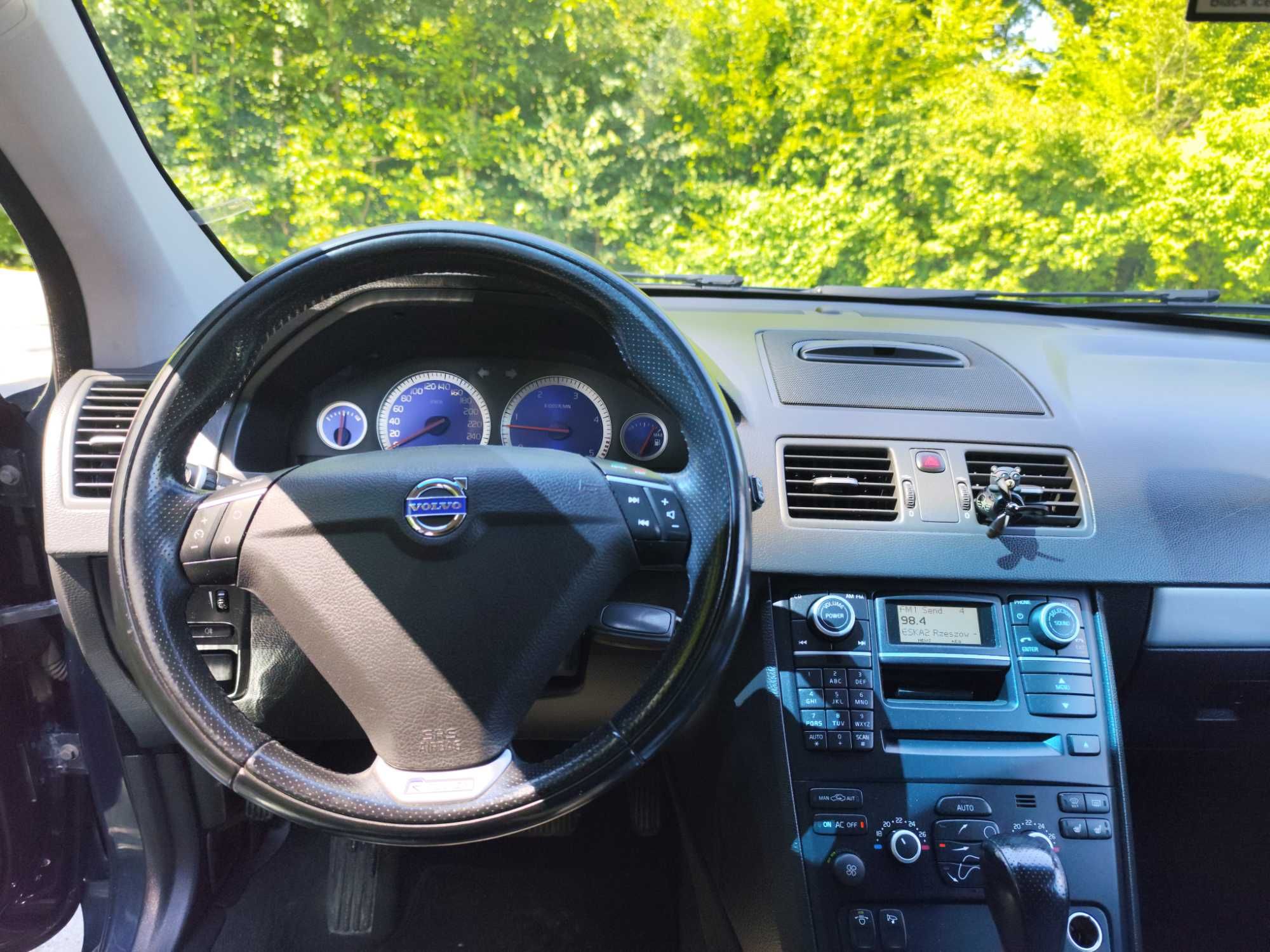 Volvo XC90 2.4 D5 R-DESIGN 200KM Zadbany