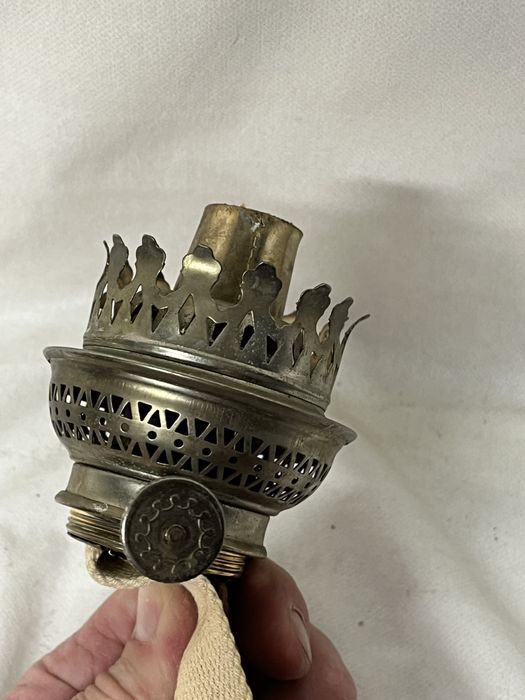 Brener palnik do lampy naftowej z knotem – średnica gwintu ok. 39 mm