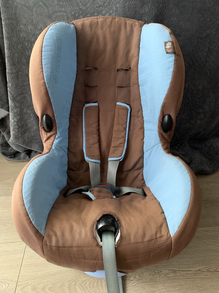 Sprzedam fotelik samochodowy Maxi Cosi