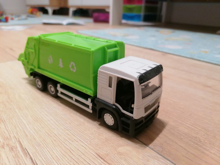 Zabawka smieciarka