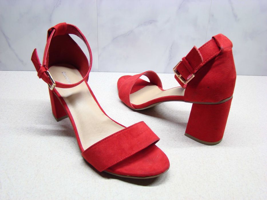 Graceland czerwone sandały R.41 – eleganckie, wygodne stabilny obcas