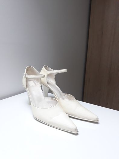 eleganckie buty ślubne białe stan bardzo dobry r.38