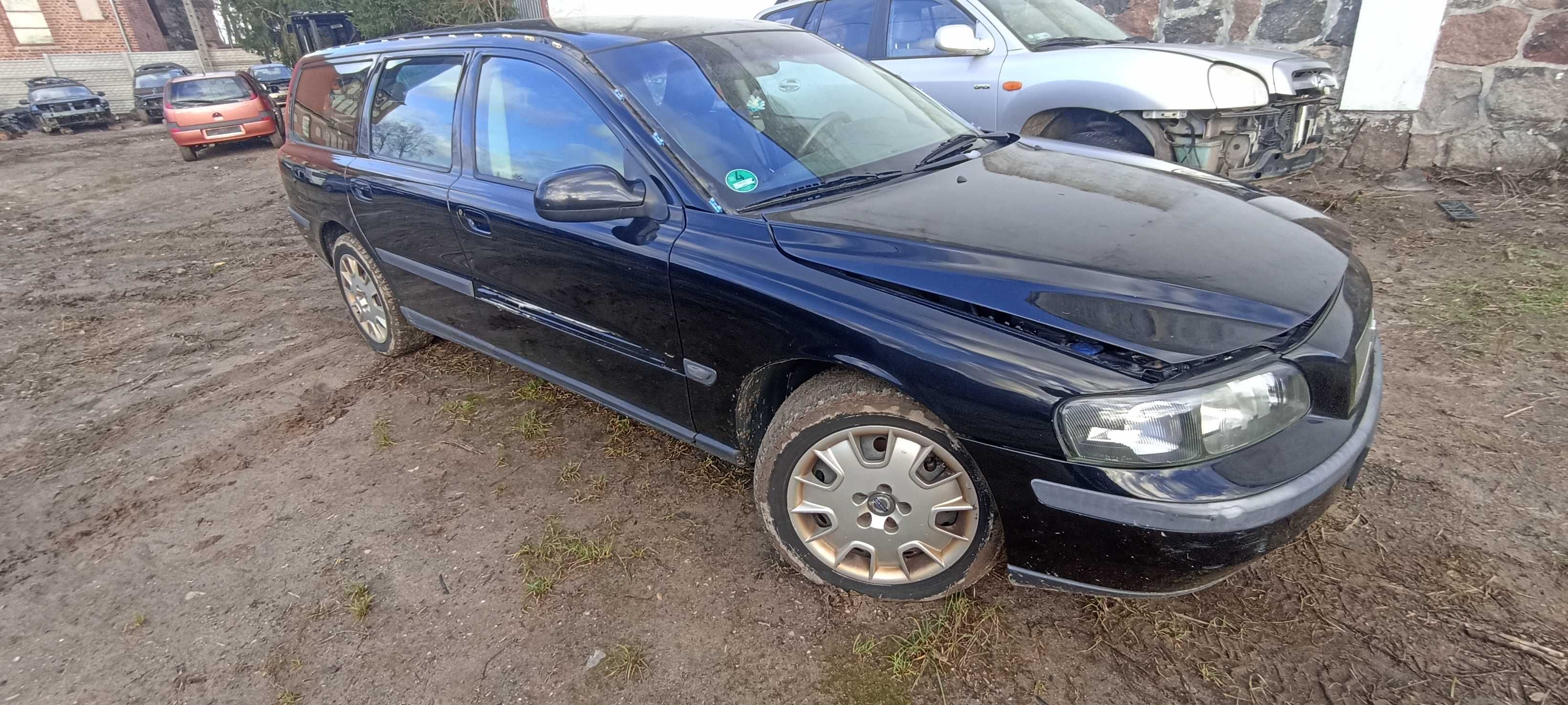 volvo v70 2.4 b B5244S  170 km lak 019-26 samochód na części M56