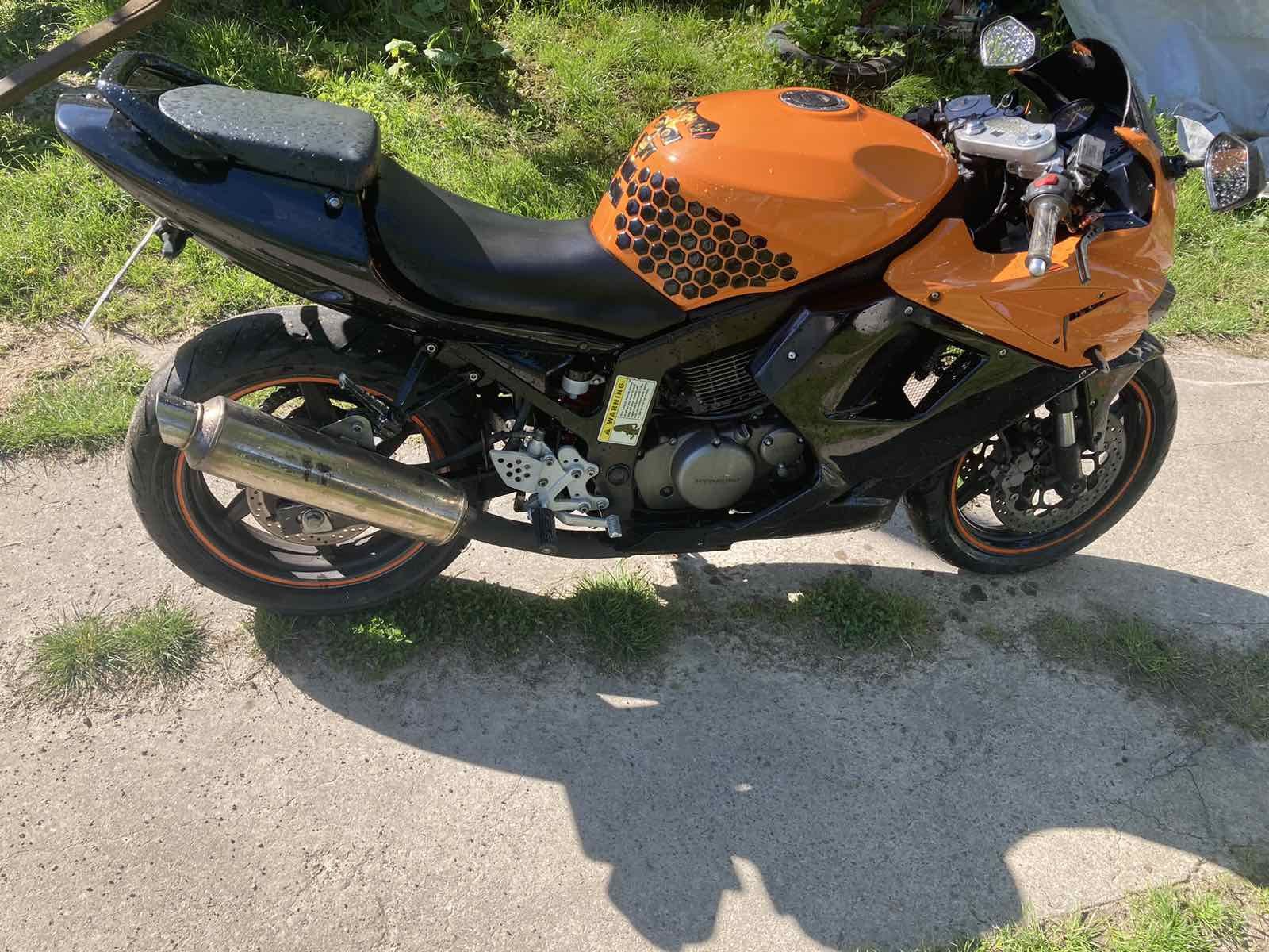 Hyosung GT250R 2009р