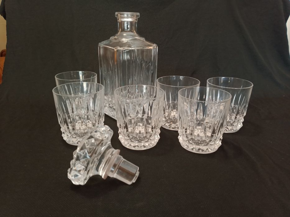 Conjunto garrafa e 6 copos whisky