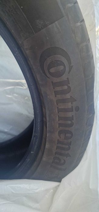 Opony letnie Continental 235/50 R19V – stan jak nowe!