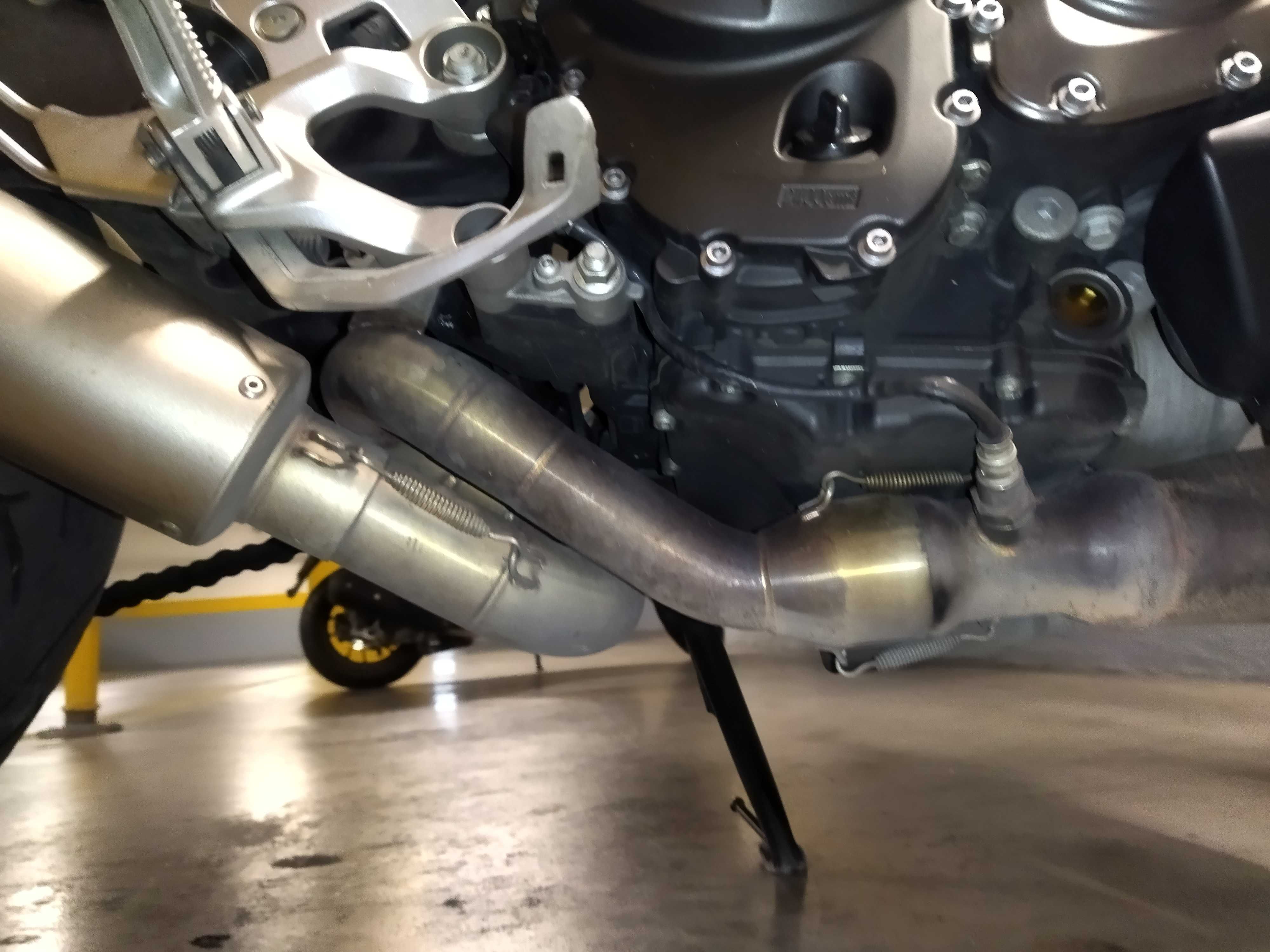 Escape completo SC Project para Yamaha MT09