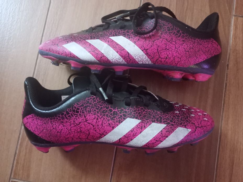 Buty korki Adidas Predator roz 37,5 stan bardzo dobry