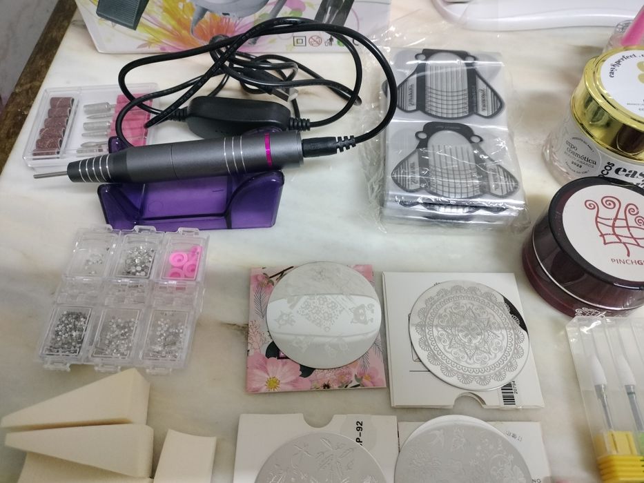 Conjunto unhas de gel / acrílico