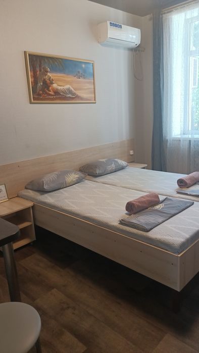 Центр погодинно або подобово в Кам'янському