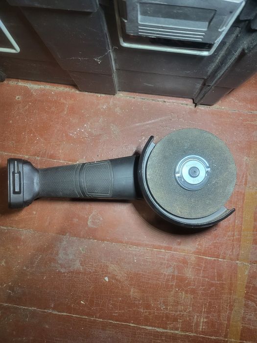 Аккумуляторна болгарами 20в, Дніпро М, як нова!