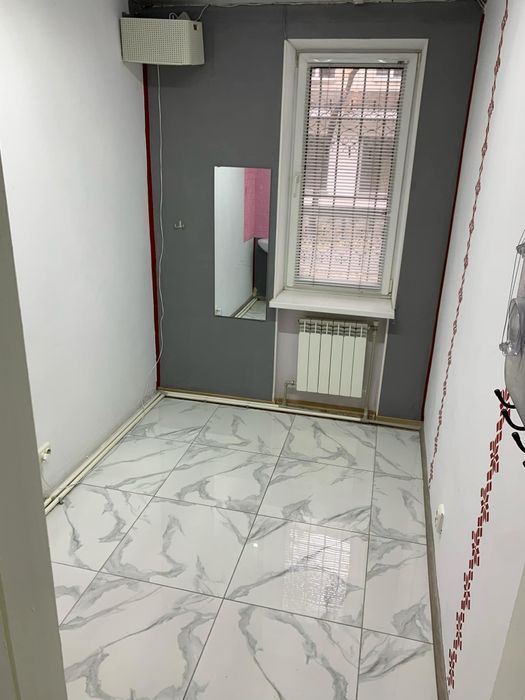 Помещение в центре (под маникюр, массаж, косметику, ресницы и тд)