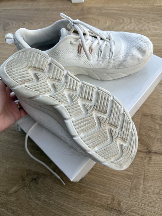 Кросівки сіточка 38 р, skechers