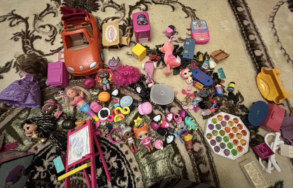 Віддам безкоштовно б/у іграшки