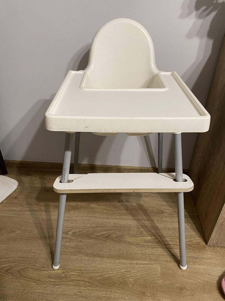 Krzesełko do karmienia Ikea Antilop z podnóżkiem i blatem