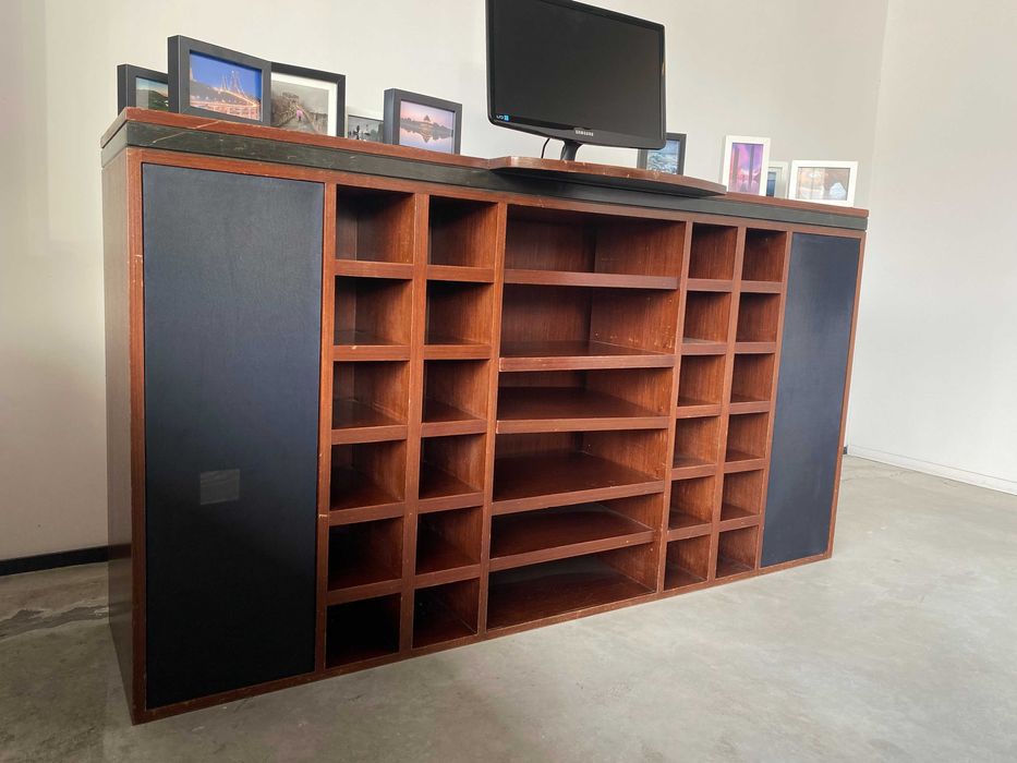 Móvel De Sala (193x105x45CM)