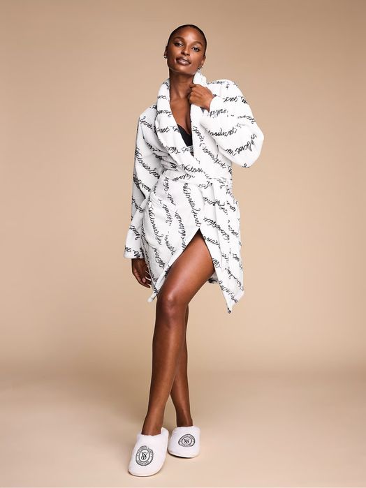 Білий халат Victoria’s Secret