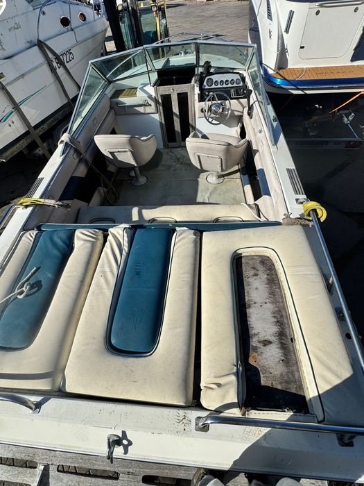 Motorówka  kabinowa łódka łódź Chris craft