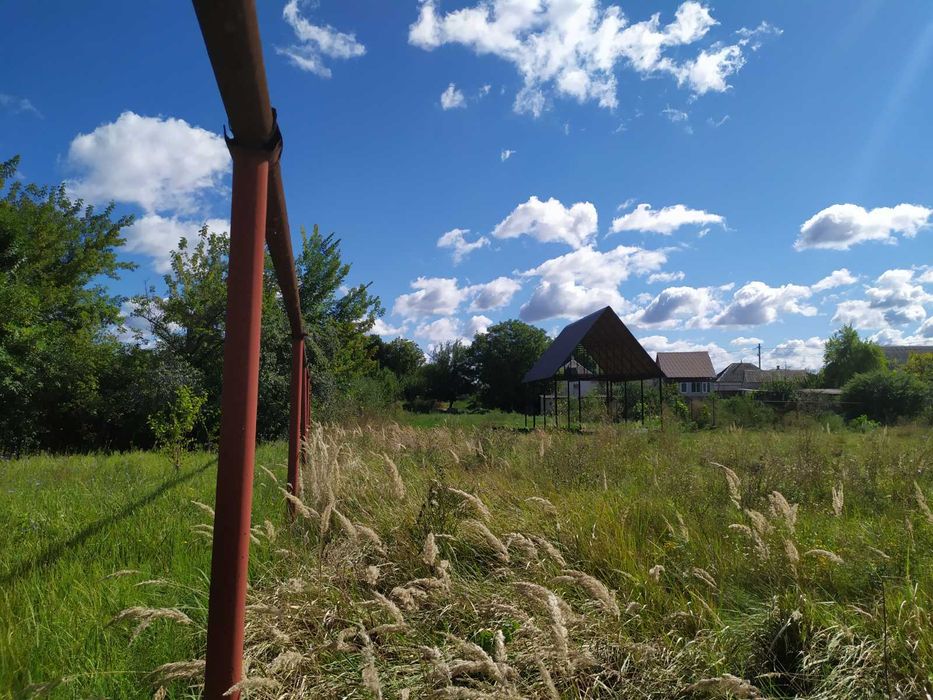 Продам участок в городе Днепр (Диевка 1)недалеко от реки и леса