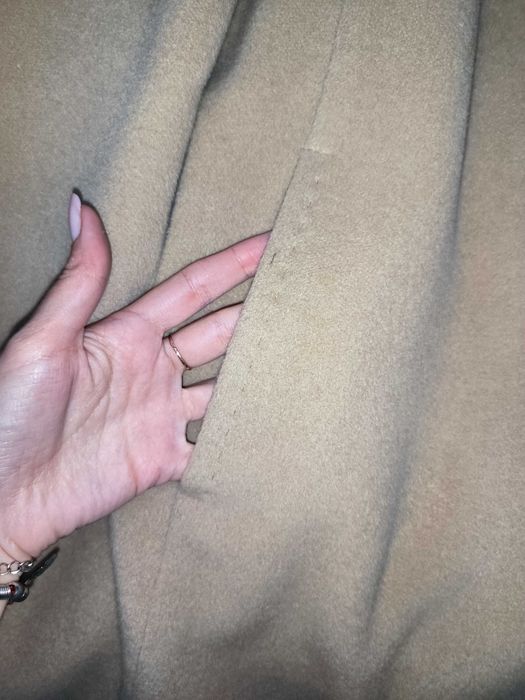 Жіноче пальто в ідеальному стані