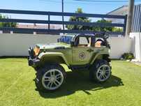 Carro Elétrico Bigfoot 4 x 4 Green