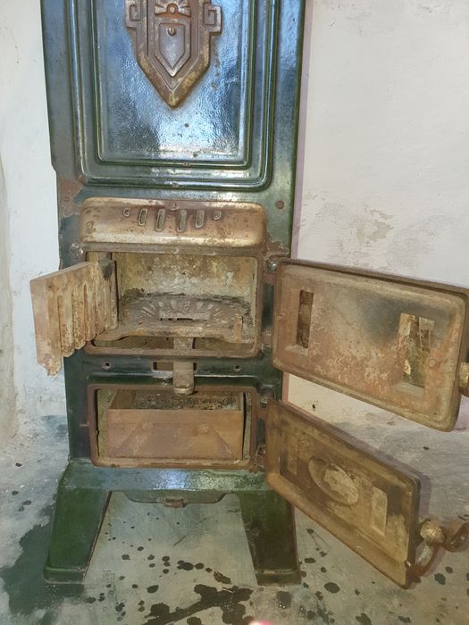 Zabytkowa koza niemieckiej   marki CORA