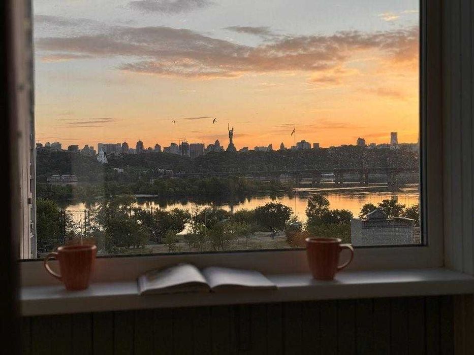 2 Кімнатна квартира Лівобережна Березняки Дніпровська набережна 11