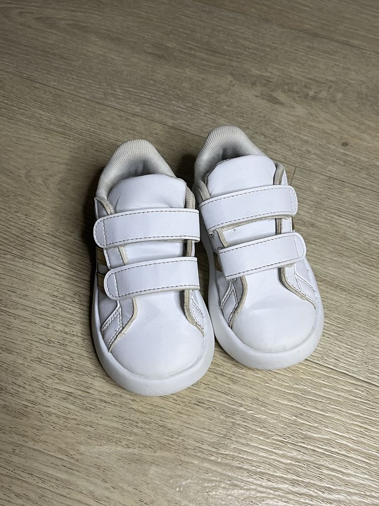 Кроссовки Adidas 24р 15см оригинал