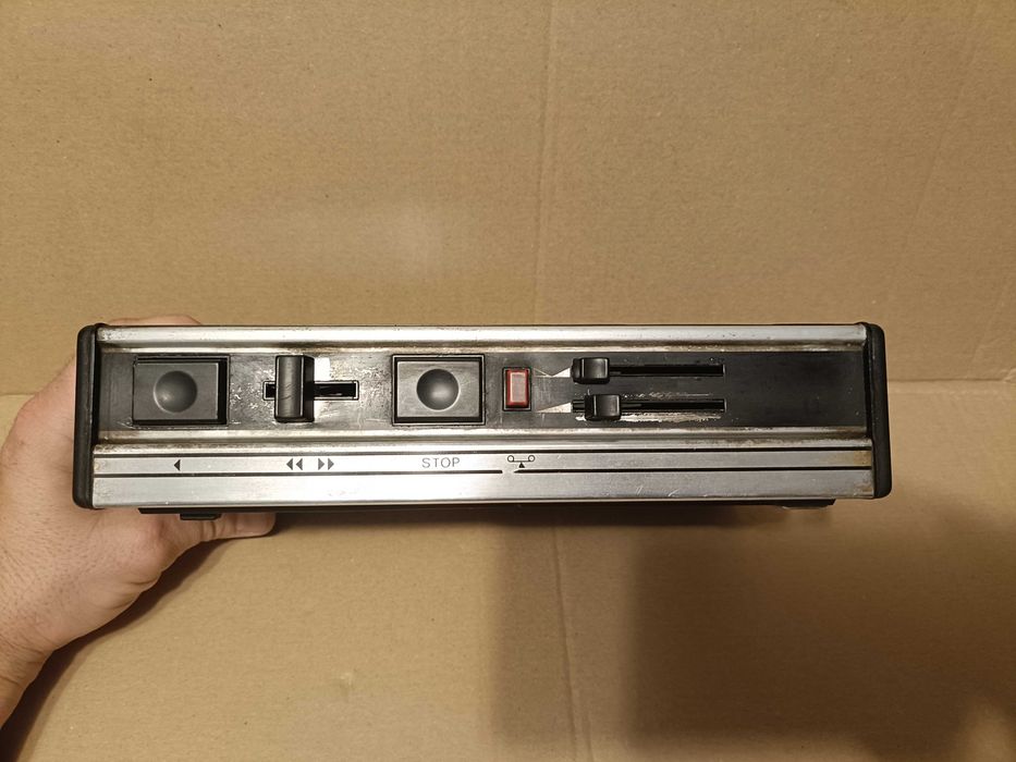 Magnetofon przenośny : GRUNDIG MK232