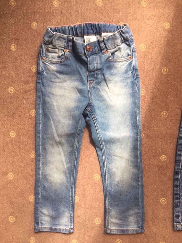 Spodnie jeans r. 92