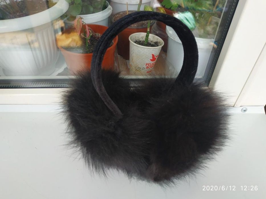 Меховые ушки из натурального песца